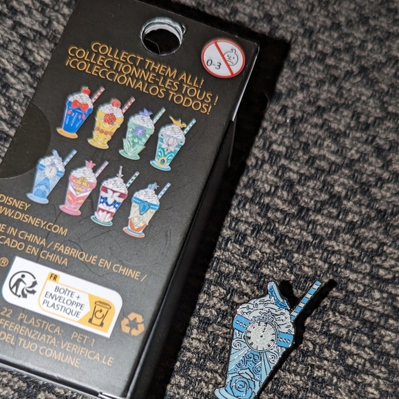 Cinderella Mystery Milkshake Pin - Picture 4 of 4